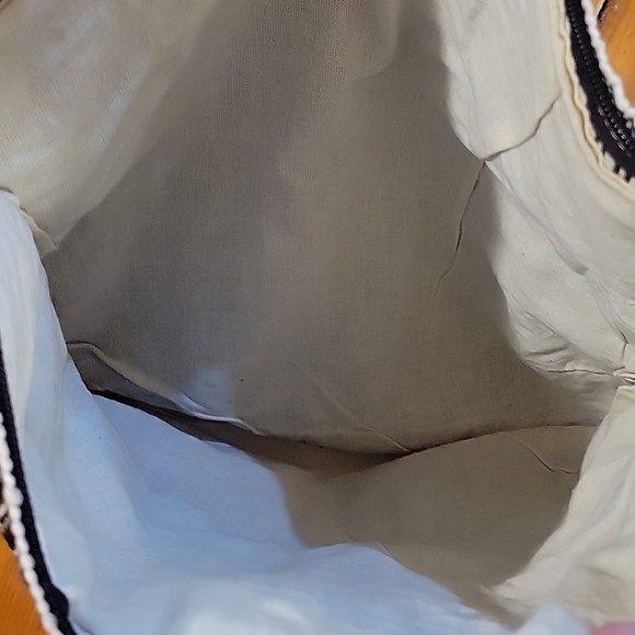 Unisex Handcrafted Ecuador Tote Bag - Picture 4 of 4